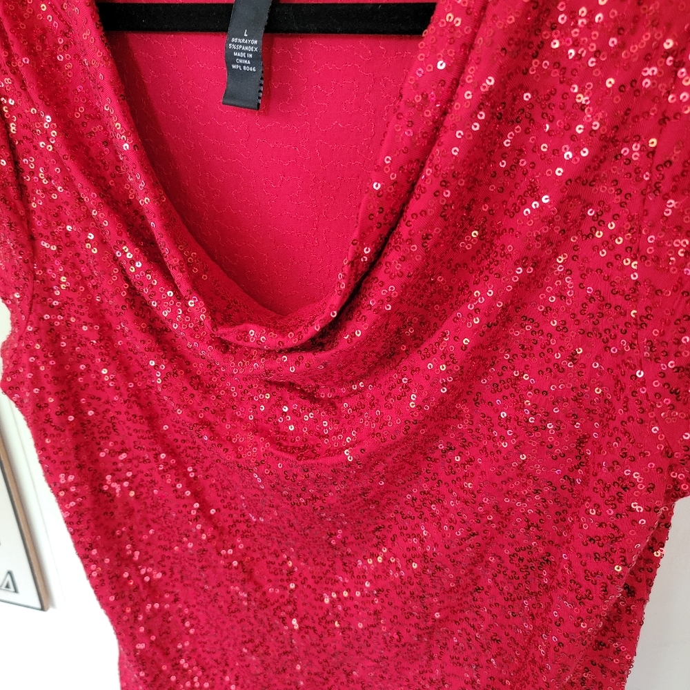 INC International Concepts Womens large sequince top flowy neck line